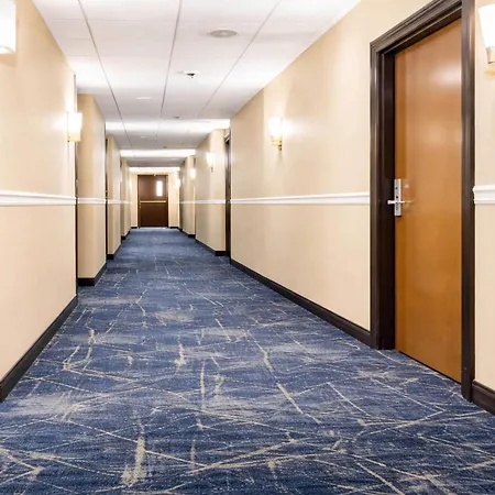 Comfort Inn & Suites Meriden East-3